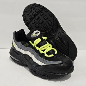 Nike Air Max 95 (PS) Kids Size 2Y